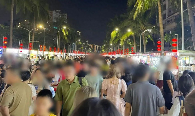 地摊爆火，实体门店急了？