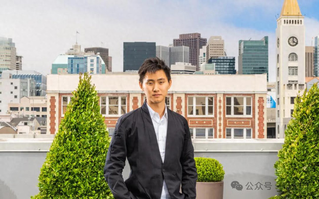 28岁华人执掌1.85万亿科技巨头AI大权！图灵奖得主也要向他汇报