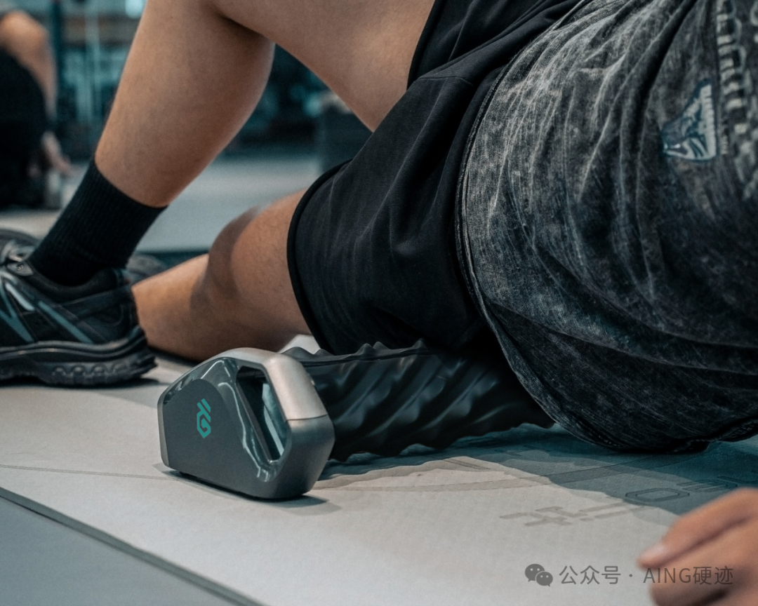 小红书又在消费类AI硬件出手了，这次押宝“AI+健康”